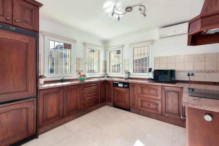 Image No.6-3 Bed Villa for sale