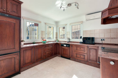 6-241328e1bcc9c0d8ce1222beb6c967a8