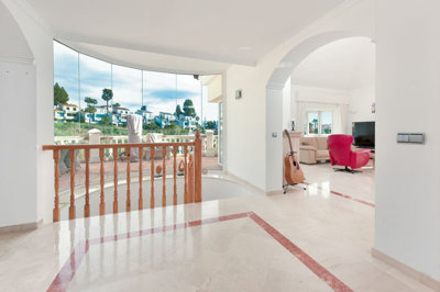 9-467d0cee5b725f3ef65f102a0c2e69c0