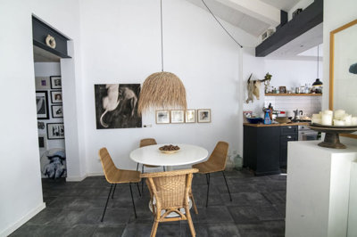 13-5fd73dea700db77384c091ca9818b1a9