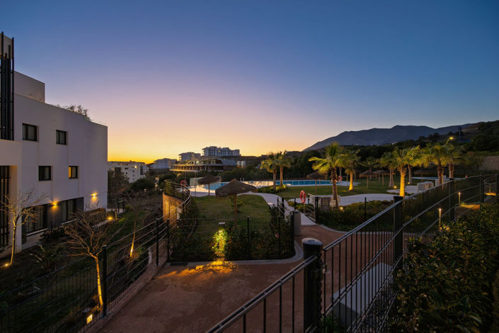 Image No.24-2 Bed Apartment for sale