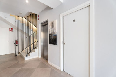 13-5fd73dea700db77384c091ca9818b1a9