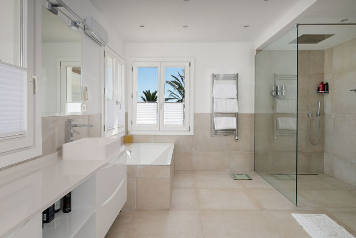 Image No.14-9 Bed Villa for sale