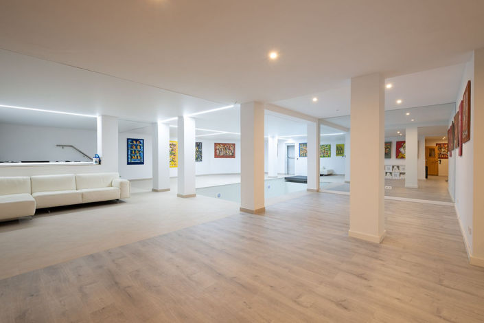 Image No.18-9 Bed Villa for sale