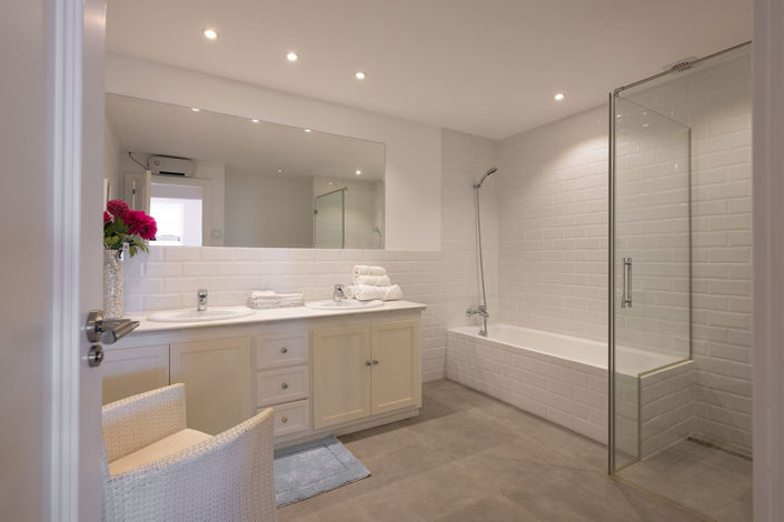 Image No.22-9 Bed Villa for sale