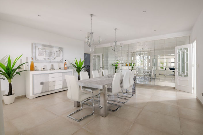 Image No.8-9 Bed Villa for sale