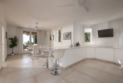 9-467d0cee5b725f3ef65f102a0c2e69c0