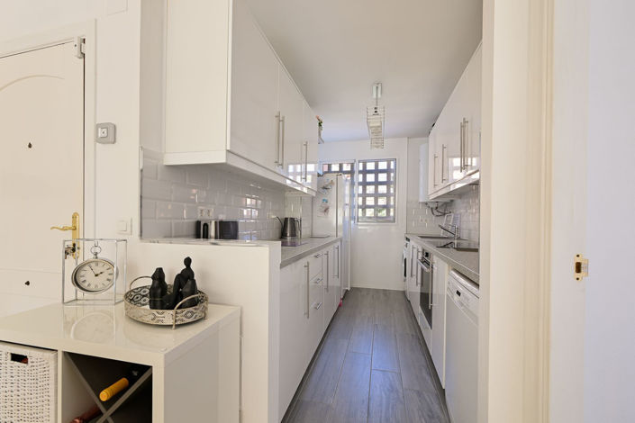 Image No.10-3 Bed Apartment for sale