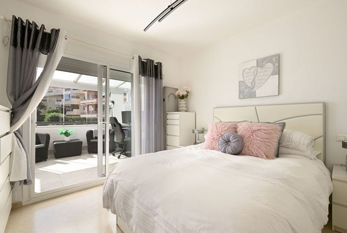 Image No.19-3 Bed Apartment for sale