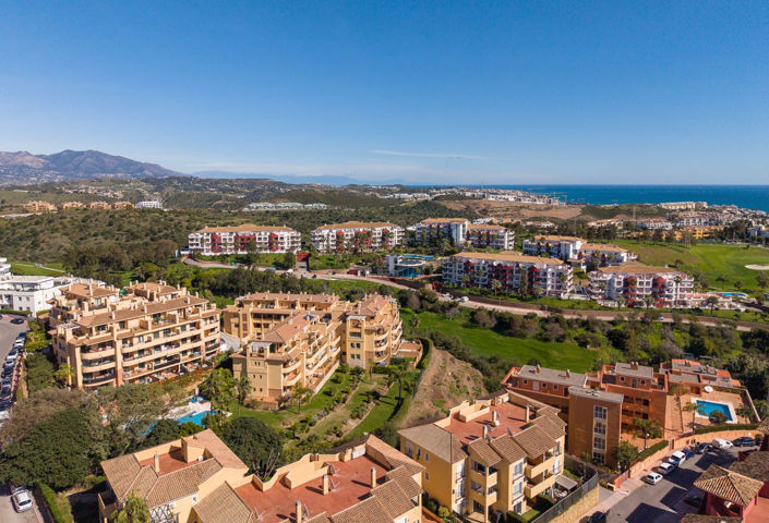 Image No.27-3 Bed Apartment for sale