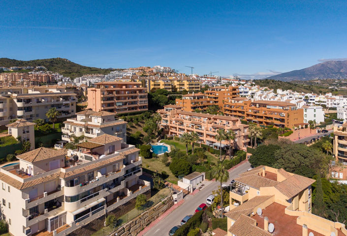 Image No.28-3 Bed Apartment for sale