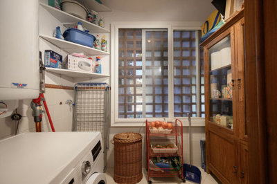 11-20939a0134ad724a8cb2a801094d15a4