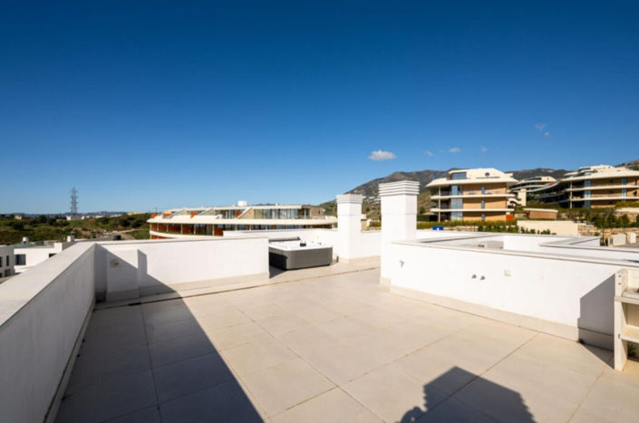 Image No.12-2 Bed Apartment for sale