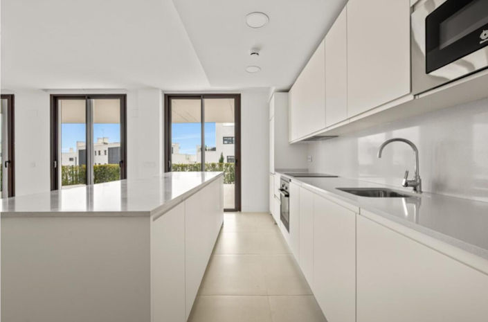 Image No.10-3 Bed Apartment for sale