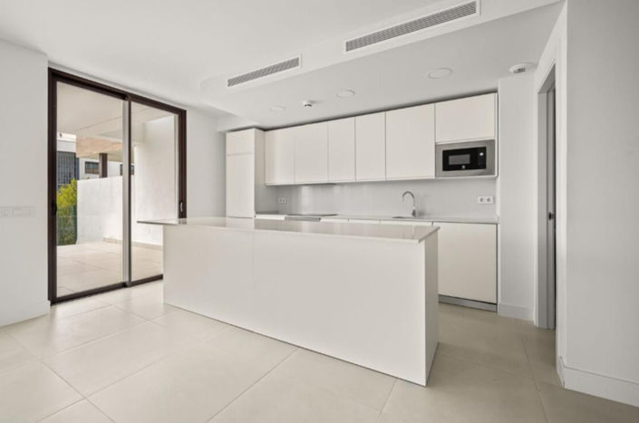 Image No.9-3 Bed Apartment for sale