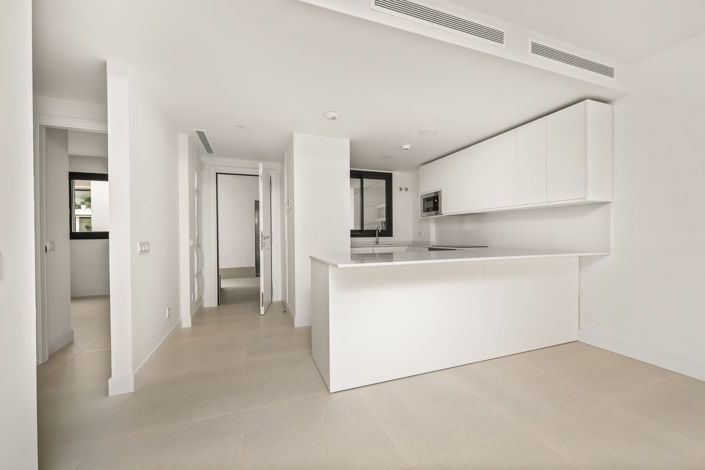 Image No.11-2 Bed Apartment for sale