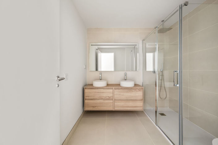 Image No.18-2 Bed Apartment for sale