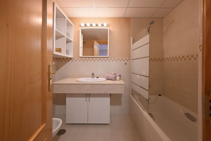 Image No.11-2 Bed Apartment for sale