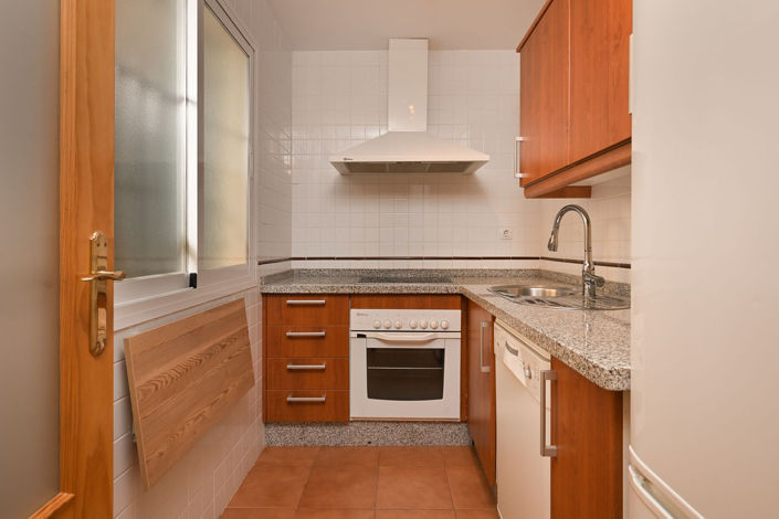 Image No.8-2 Bed Apartment for sale