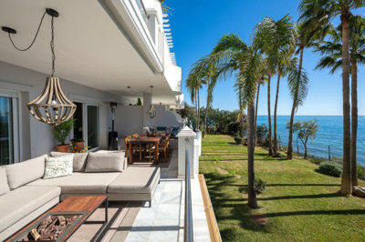 13-5fd73dea700db77384c091ca9818b1a9