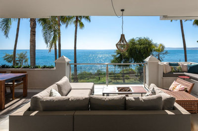 9-467d0cee5b725f3ef65f102a0c2e69c0