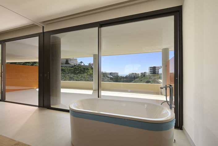 Image No.13-2 Bed Apartment for sale