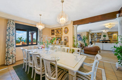 11-20939a0134ad724a8cb2a801094d15a4