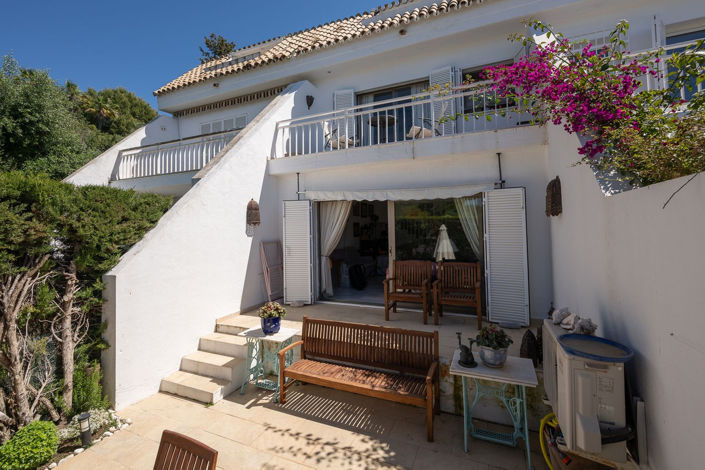 Image No.11-3 Bed Townhouse for sale