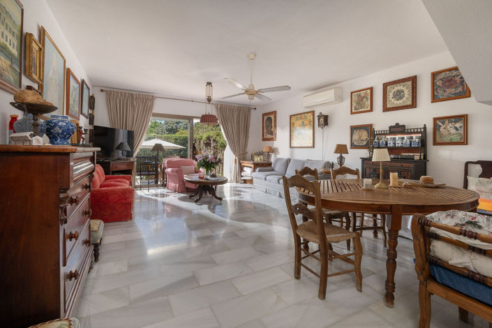 Image No.2-3 Bed Townhouse for sale