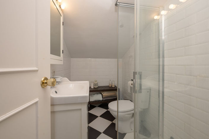 Image No.27-3 Bed Townhouse for sale