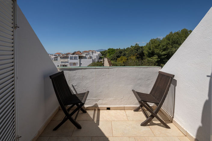 Image No.28-3 Bed Townhouse for sale