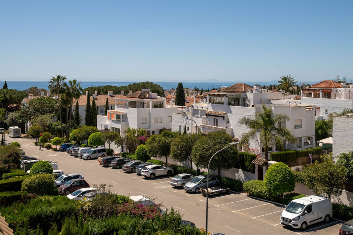 Image No.30-3 Bed Townhouse for sale