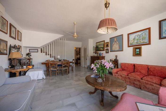 Image No.4-3 Bed Townhouse for sale