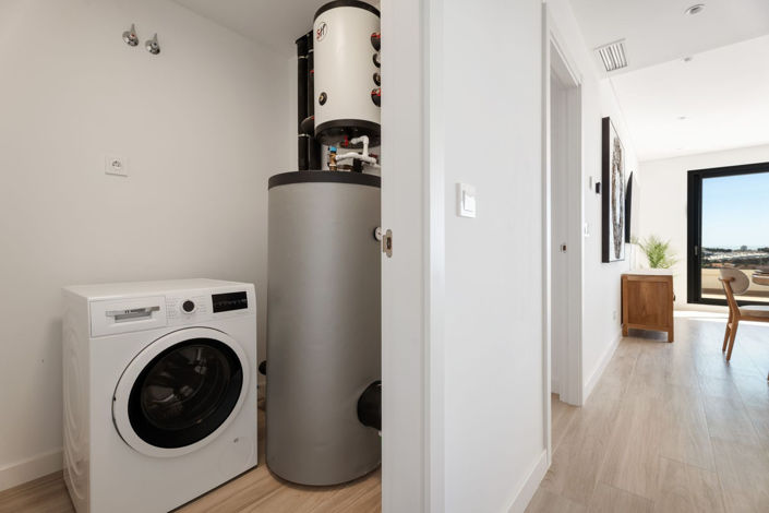 Image No.15-4 Bed Apartment for sale
