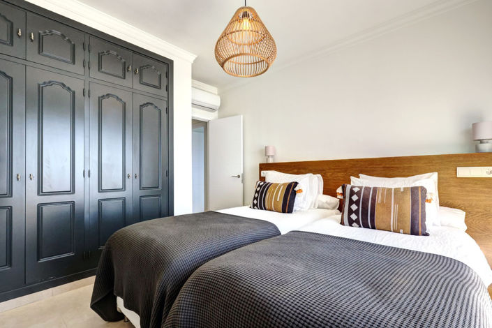 Image No.28-2 Bed Apartment for sale
