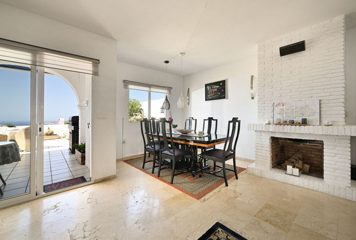Image No.12-2 Bed Villa for sale