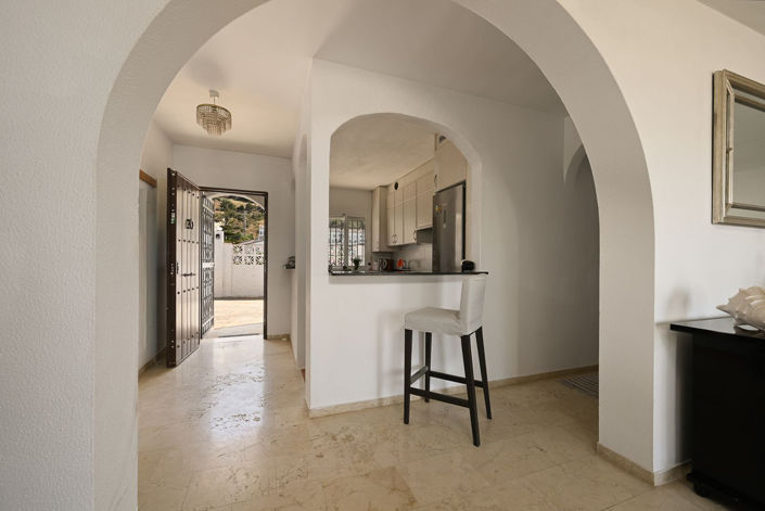 Image No.9-2 Bed Villa for sale