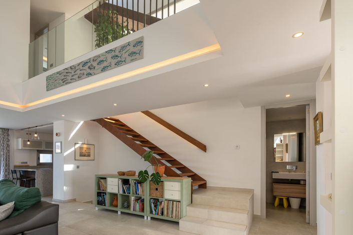 Image No.15-5 Bed Townhouse for sale