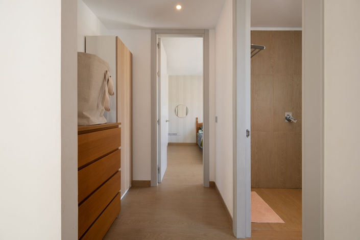 Image No.30-5 Bed Townhouse for sale