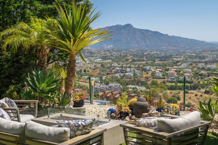 Image No.18-3 Bed Townhouse for sale