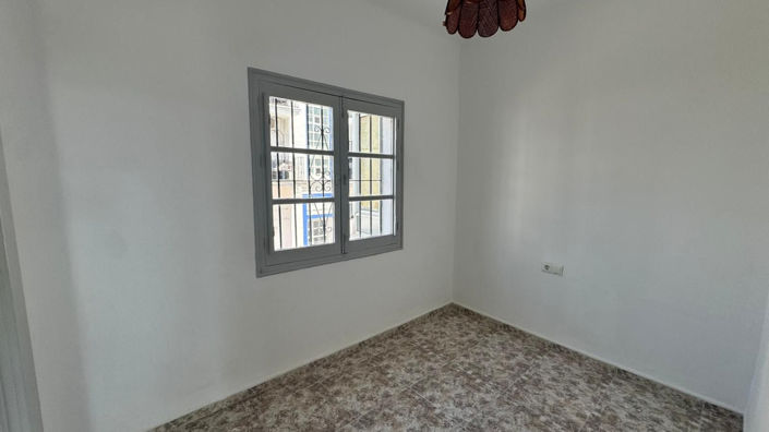 Image No.20-3 Bed Apartment for sale