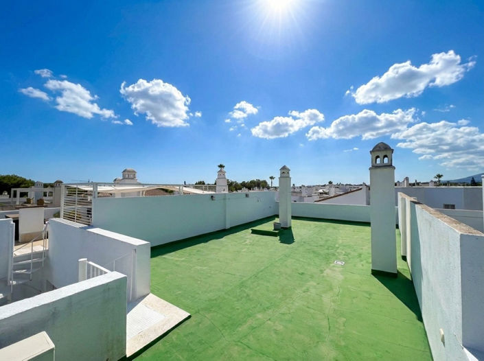 Image No.30-2 Bed Apartment for sale