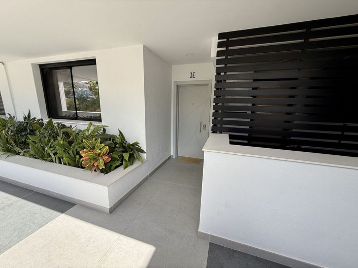 Image No.25-2 Bed Apartment for sale