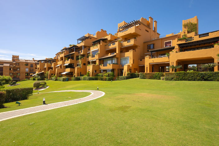 Image No.8-3 Bed Apartment for sale
