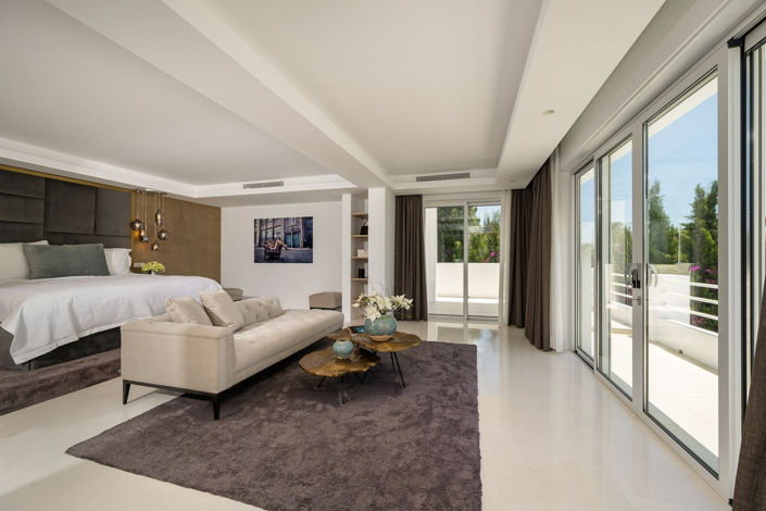 Image No.6-6 Bed Villa for sale