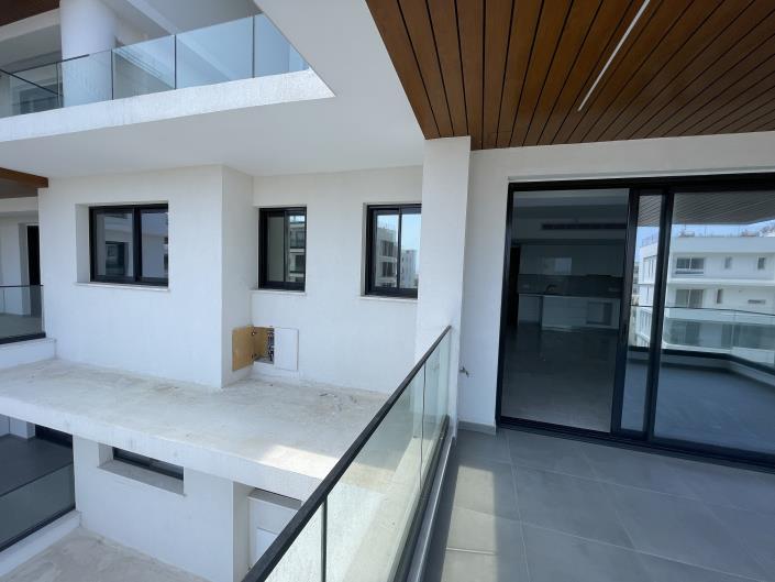 Image No.17-2 Bed Apartment for sale