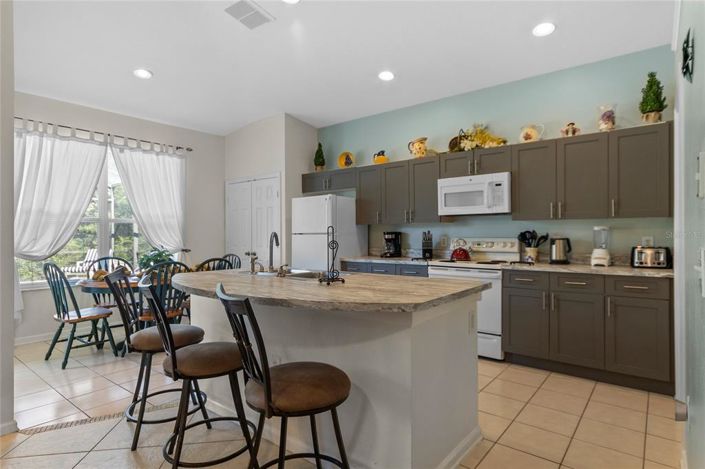 Image No.34-4 Bed Property for sale