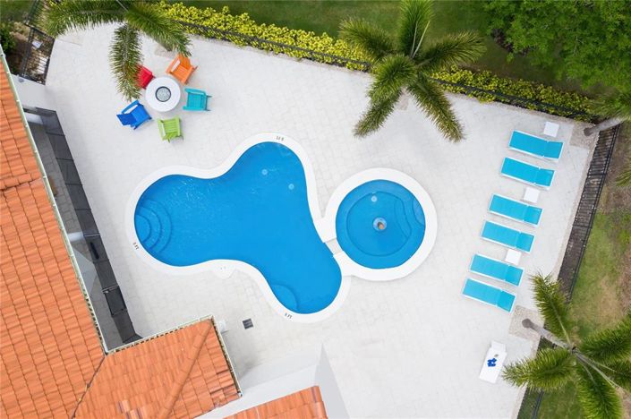 Image No.43-6 Bed Property for sale