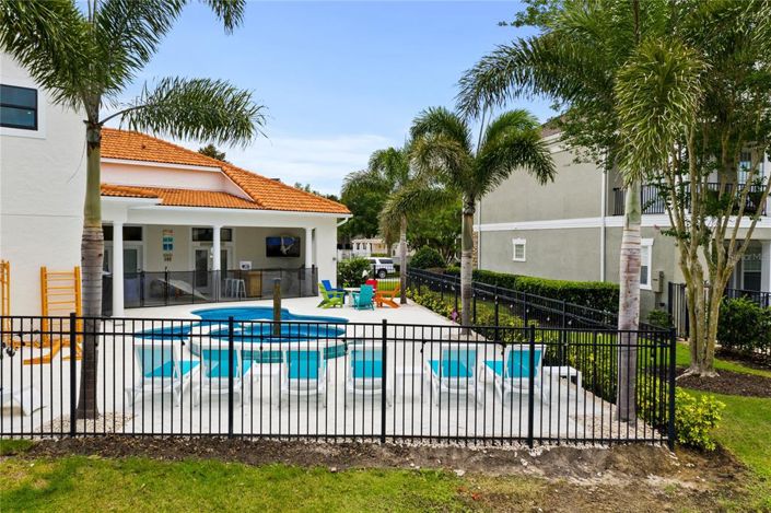 Image No.48-6 Bed Property for sale