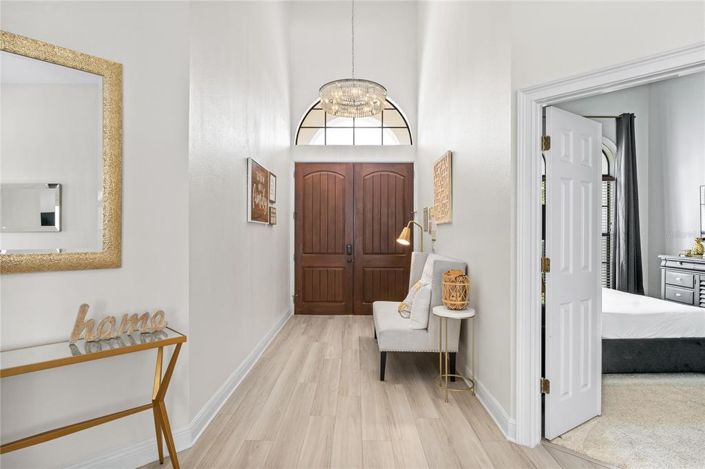 Image No.7-6 Bed Property for sale